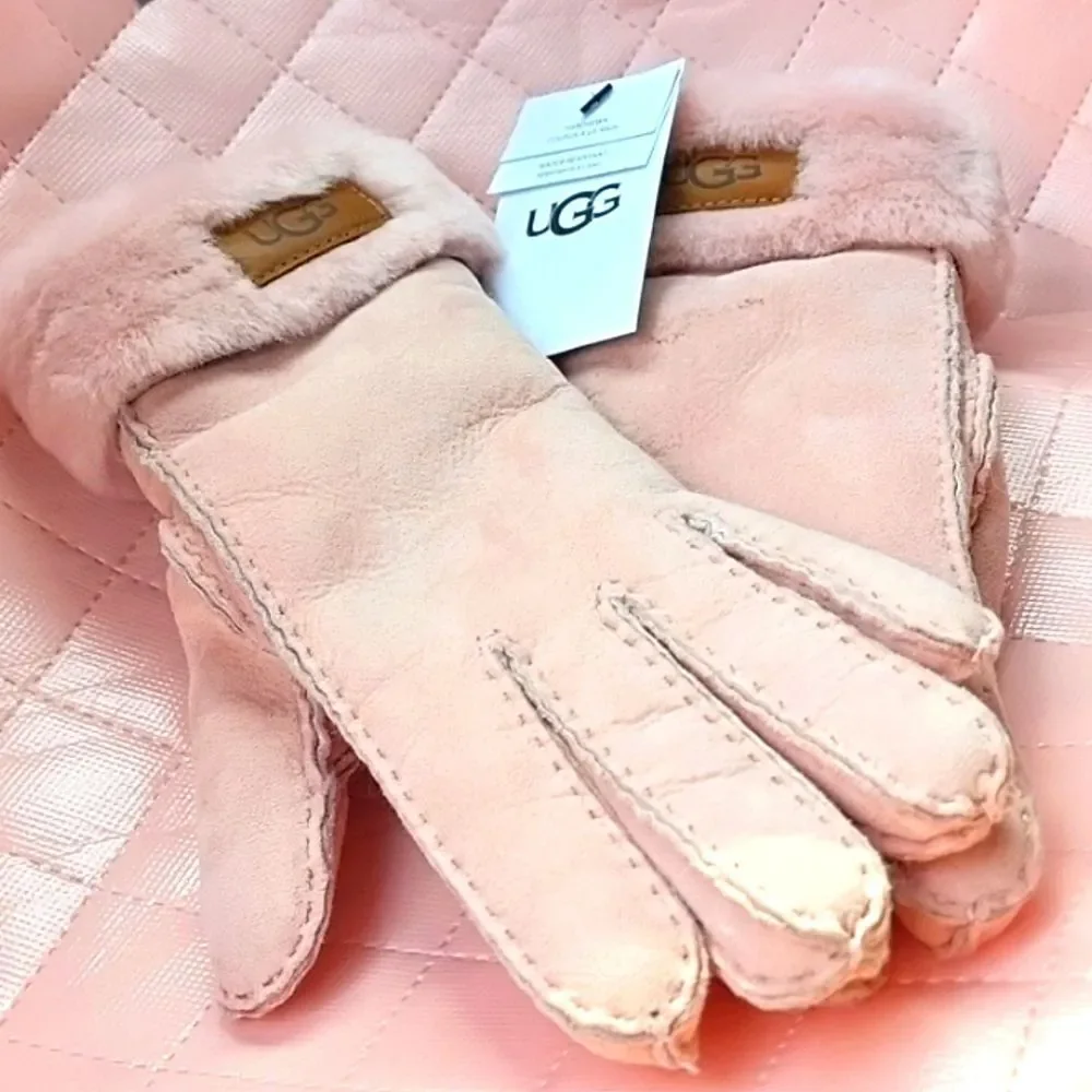Ugg Classic Turn-Cuff Glove-‎ Pink Cloud